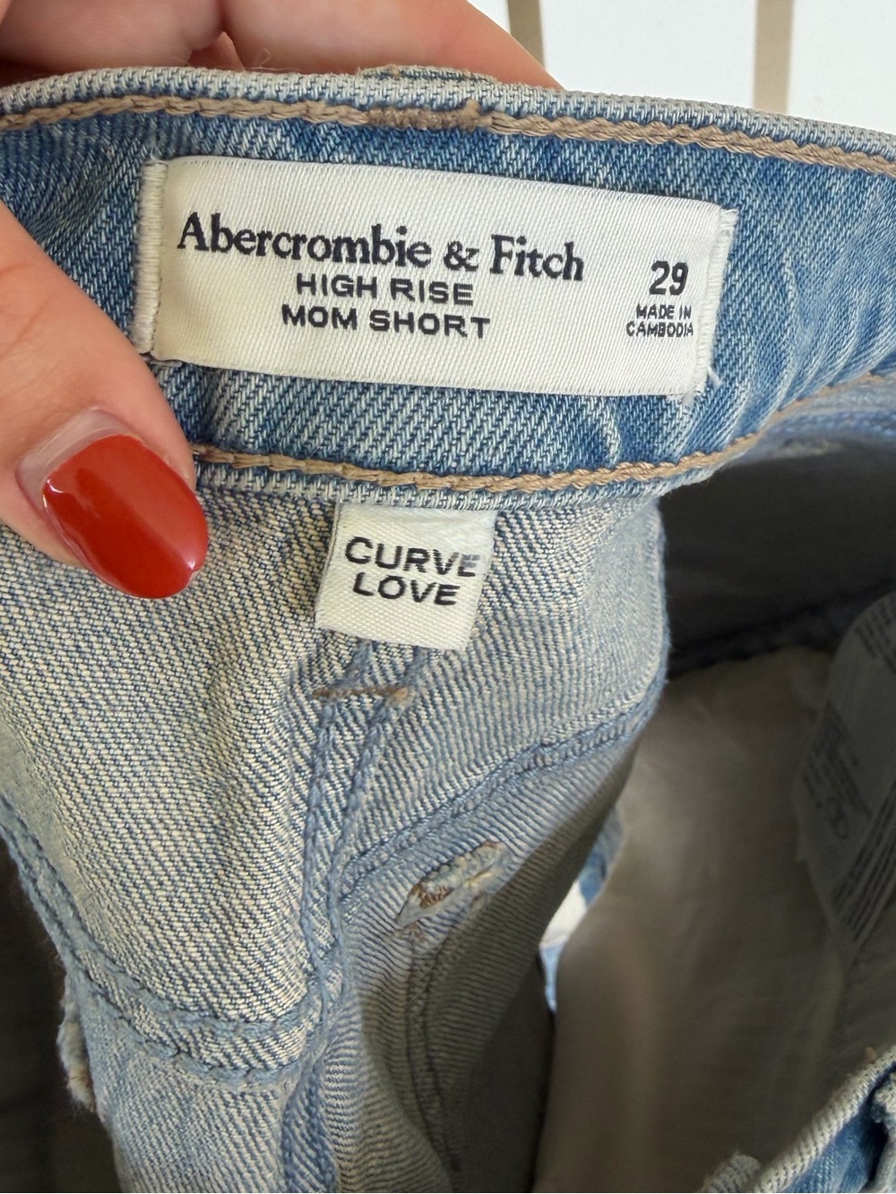 Abercrombie and Fitch high rise mom short curve love denim jean shorts NWT - Picture 4 of 4
